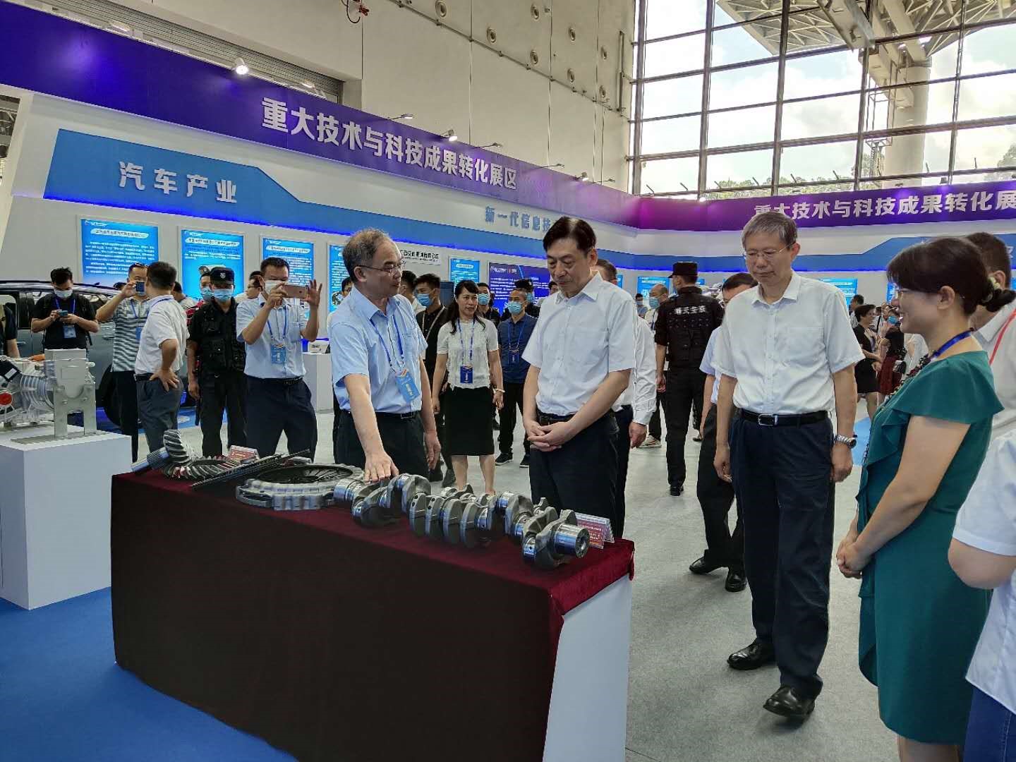 ����ͻ��(�й�)���޹�˾����