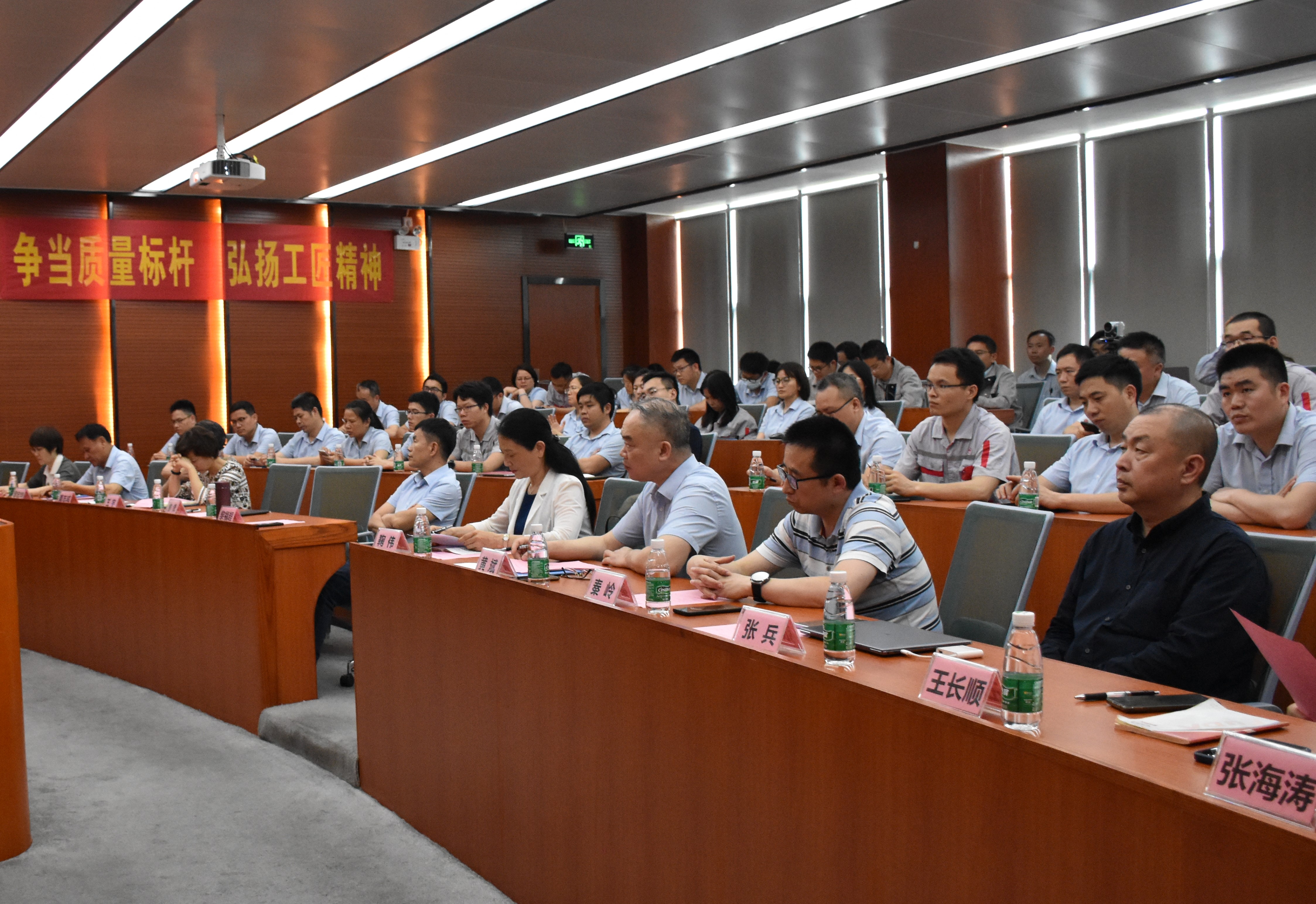 ����ͻ��(�й�)���޹�˾����