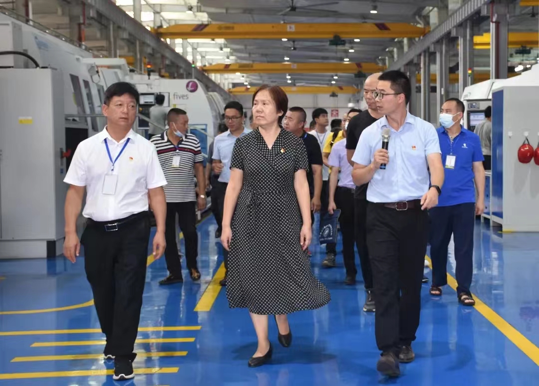 ����ͻ��(�й�)���޹�˾����