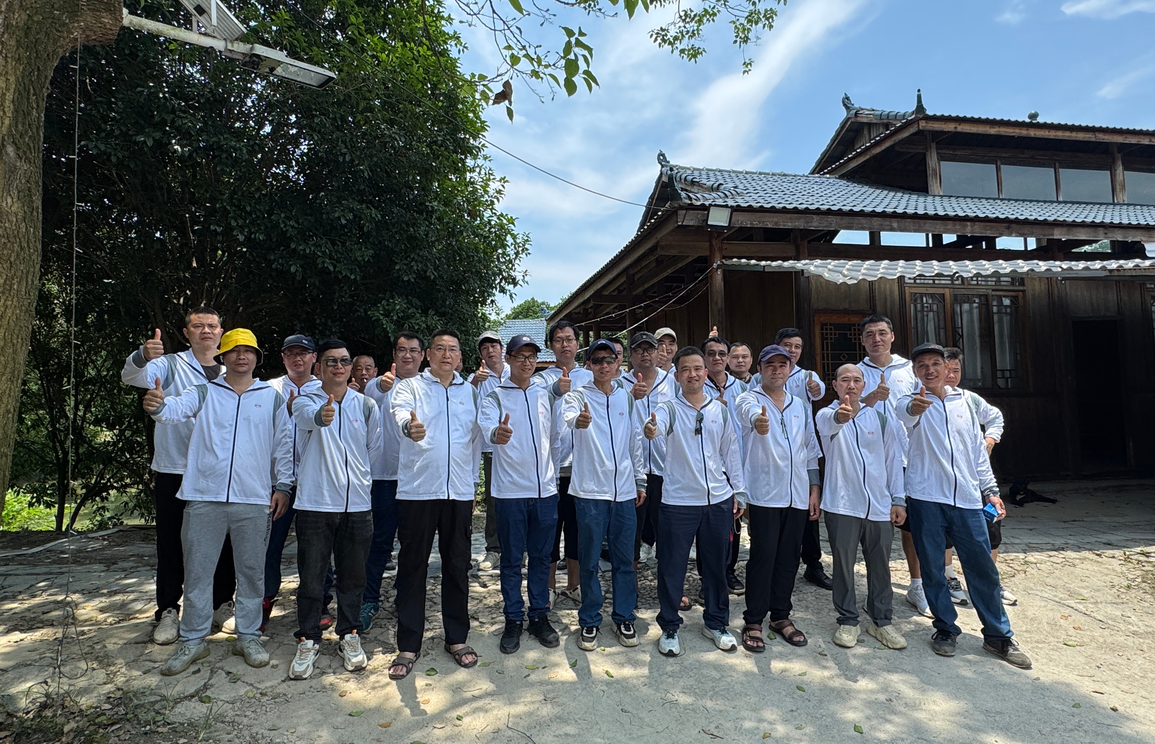 ����ͻ��(�й�)���޹�˾����