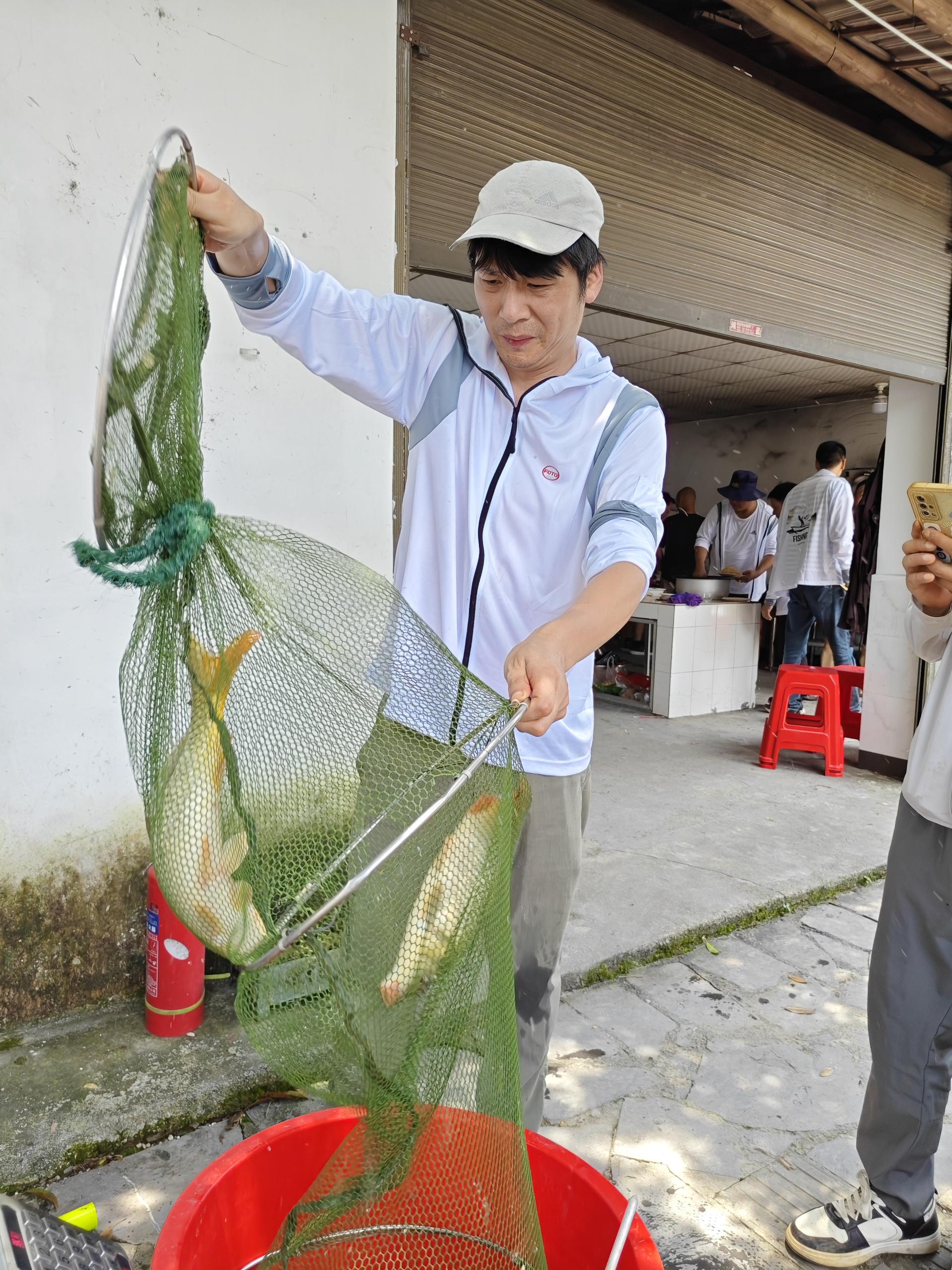 ����ͻ��(�й�)���޹�˾����